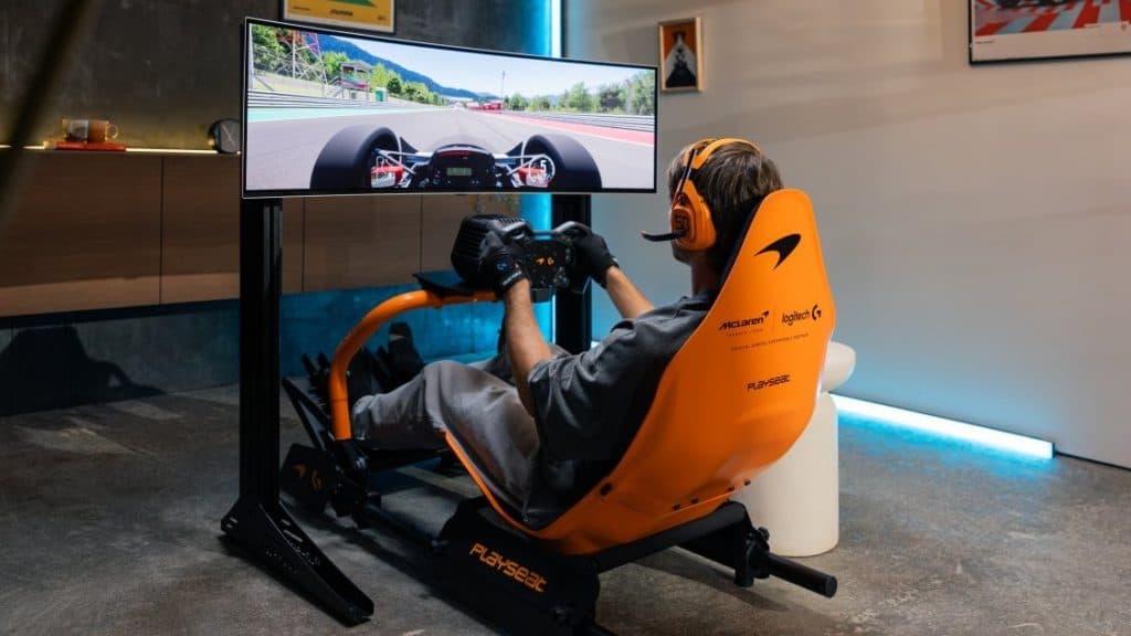 Logitech G разкри нови симулатори, мишки, слушалки, клавиатури и AI стрийминг агент на Play Days 2025, с отстъпки до 40% и ексклузивни предложения за геймърите в България.