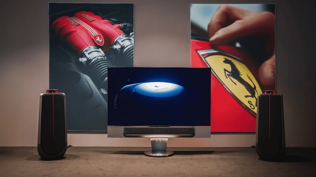 Bang & Olufsen и Ferrari представиха лимитирана колекция в София – елегантно съчетание между звук, стил и италианска страст.