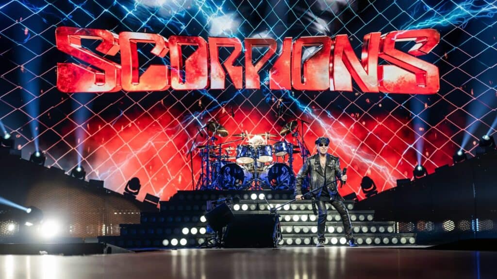 Как Scorpions се превърнаха в рок легенда? История за 60 години постоянство, Wind of Change, човешкия дух и искрата, която времето не успява да угаси.